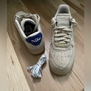 nike air force 1 07 lx women's shoes grain deep royal blue polar grain